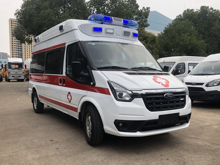 福特V348长轴高顶救护车
