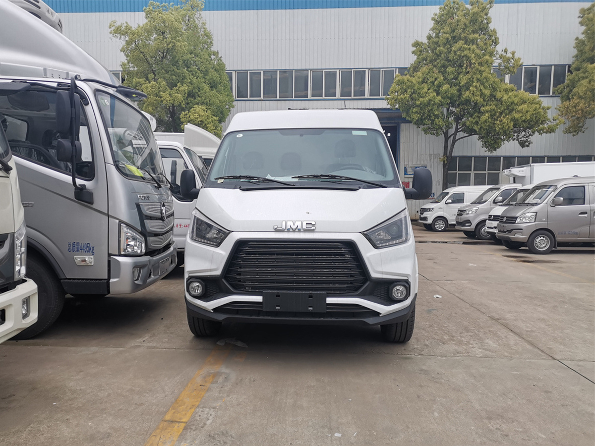 江铃特顺药品冷链运输车